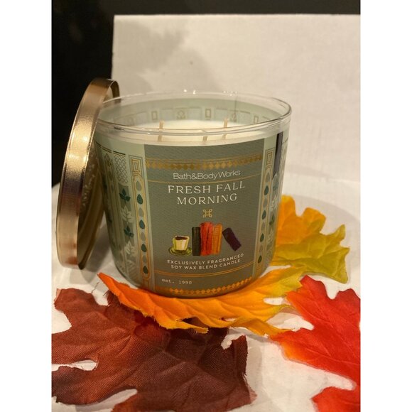 Bath &  Body Works “Fresh Fall Morning” New 3 Wick Candle - Picture 1 of 7